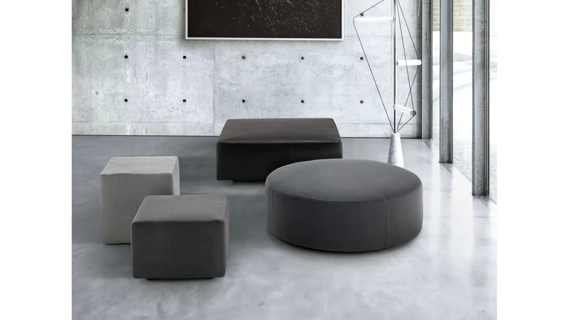 Pouf Linear in tessuto di Desirèe