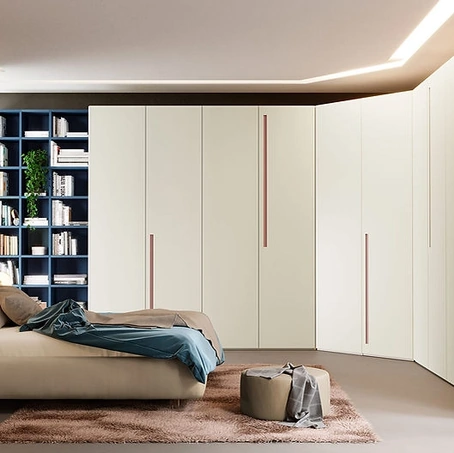 Armadio Battente Light con cabina angolare di Foresi Mobili