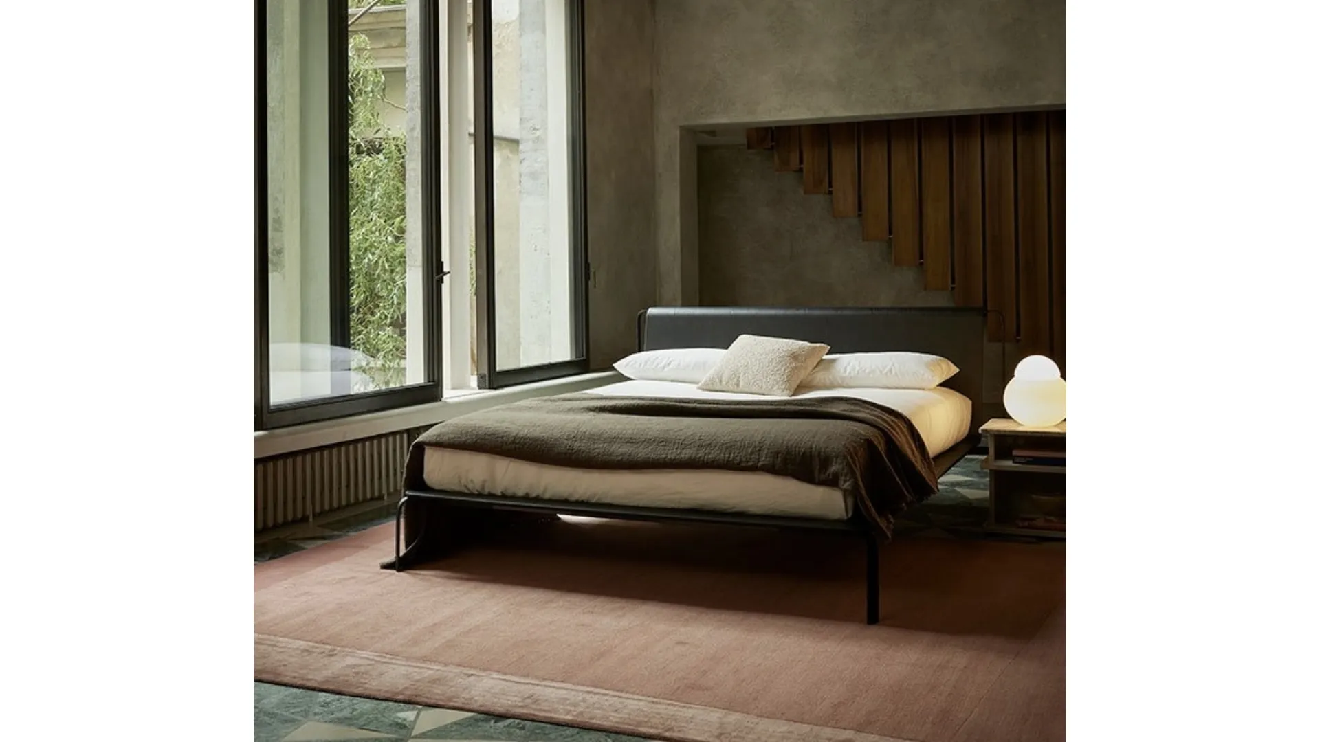 Letto matrimoniale Bend-e Wood di Bolzan Letti