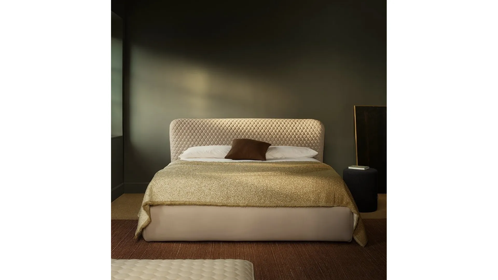 Letto imbottito Corolle di Bolzan Letti