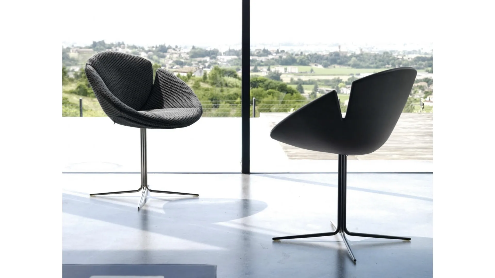 Poltroncina di design ispirata ad un fiore One Flo di Desirèe