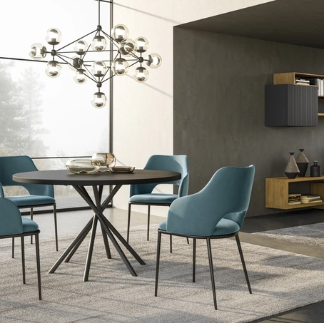 Sedia Diva in tessuto imbottito e gambe in metallo di FGF Mobili