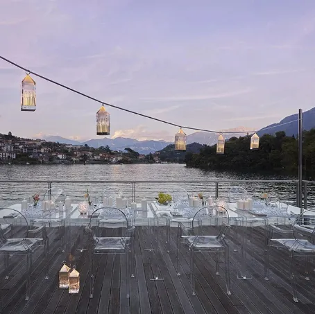 Invisible Table Outdoor di Kartell